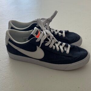 Nike Men's Black and White Sneakers with Orange Accent